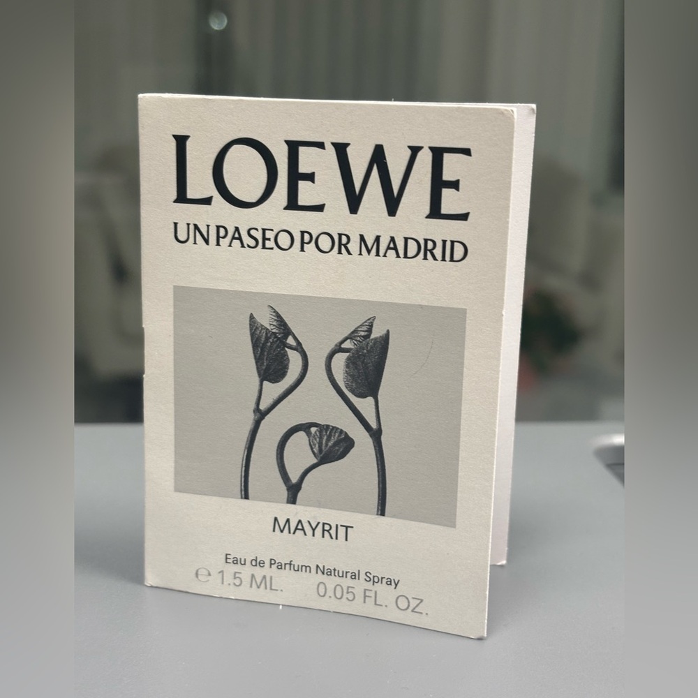 🌿 Loewe Un Paseo por Madrid – Mayrit – Eau de Parfum 1.5ml – New
